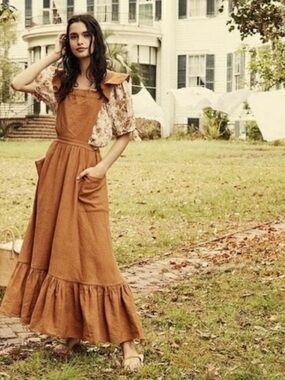 Doen Peninsula Pinafore Dress in Camel S Small